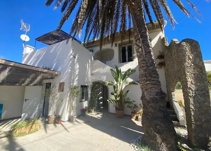 Denia\'S Beach House